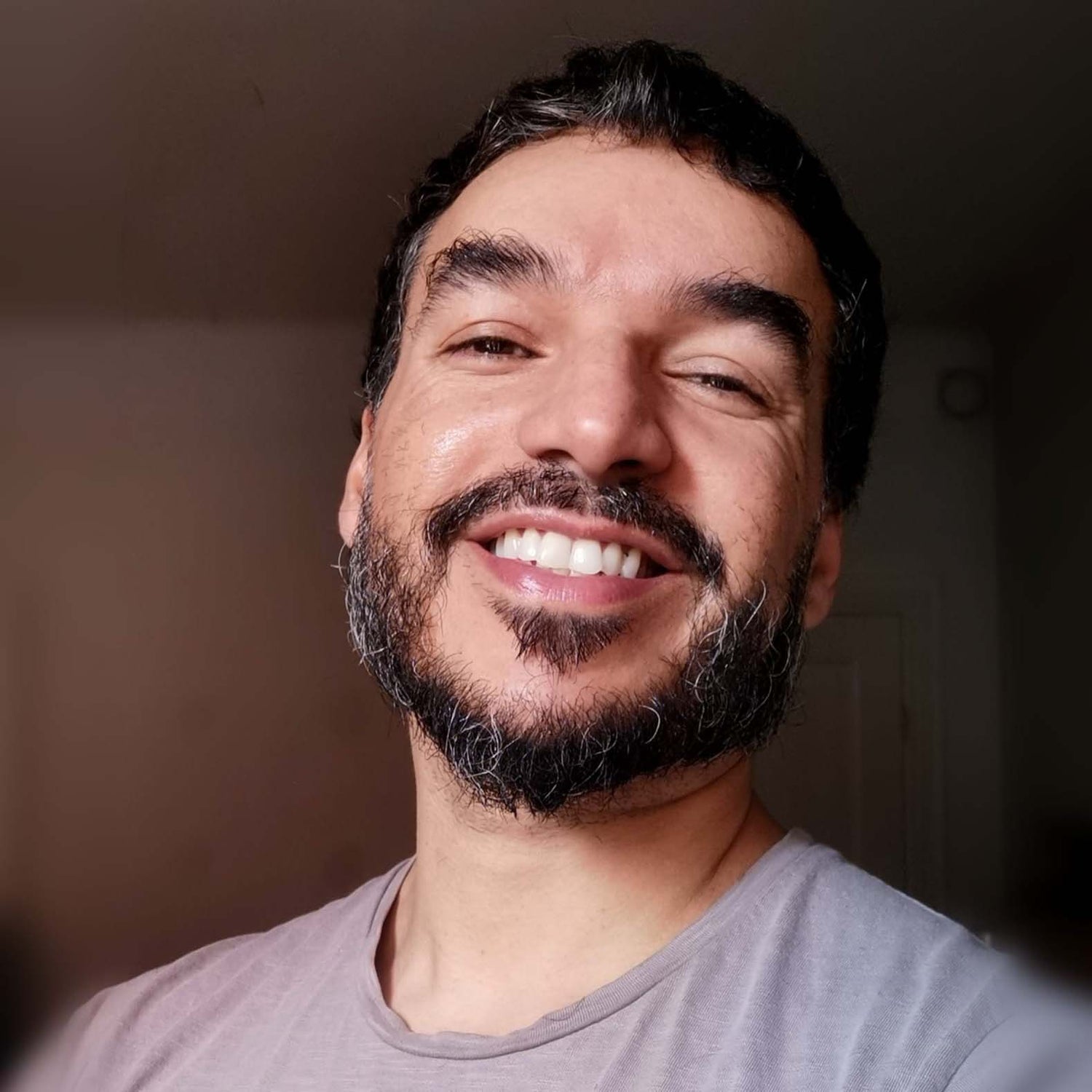 Grattis till mig tänkte Iván, nu ska jag behöva dras med pigmentfläckar...